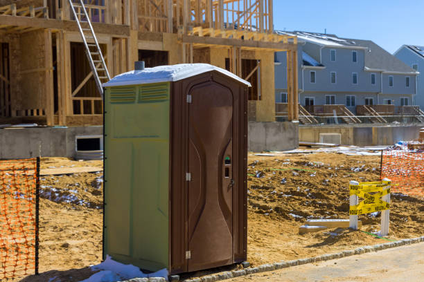 Best Standard Portable Toilet Rental in Oconto, WI